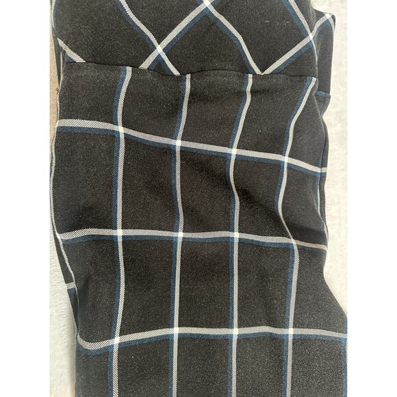 Torrid Pixie Skinny Studio Luxe Ponte High-Rise Pant • Size 4X - Picture 7 of 7